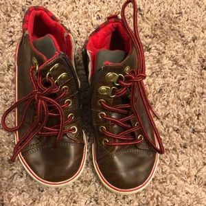 Gap Excellent Condition Midtop Brown Little Boy Sneakers in size 11